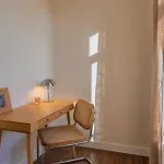 187 - Urban Hideaway - Sunny & ליסבון