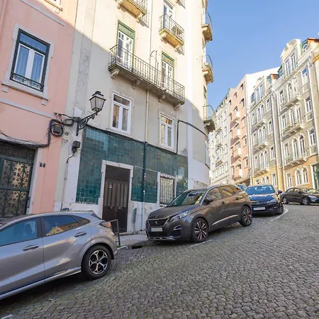 187 - Urban Hideaway - Sunny & Apartamento Lisboa