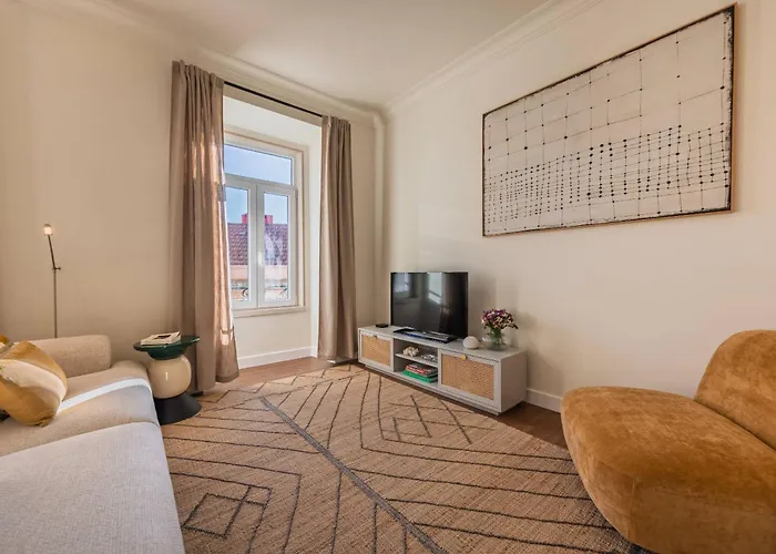 187 - Urban Hideaway - Sunny & Lisbona