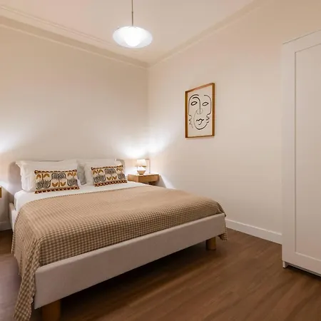 187 - Urban Hideaway - Sunny & Apartment *