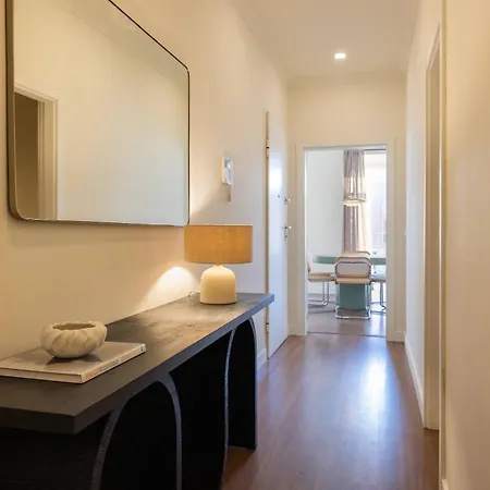 187 - Urban Hideaway - Sunny & Apartment