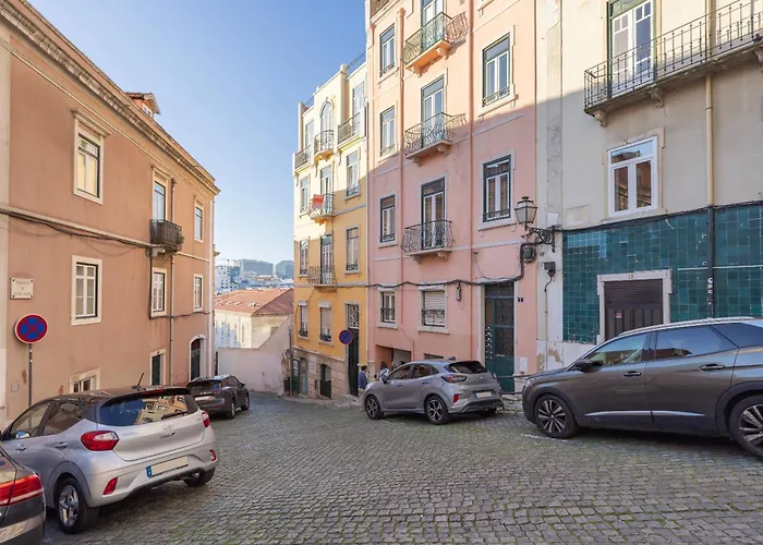 187 - Urban Hideaway - Sunny & Apartment